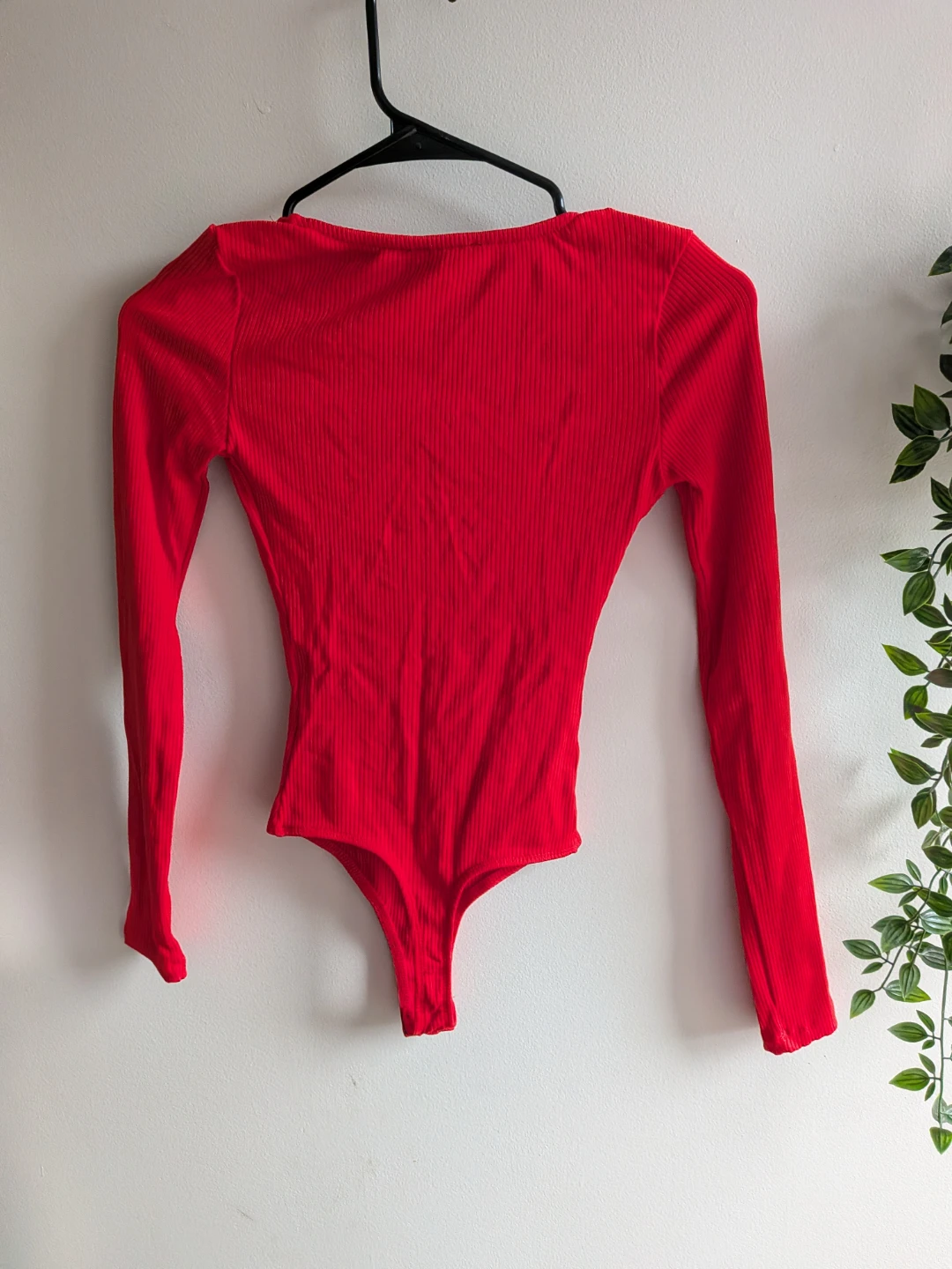 🏈Forever 21 Red Ribbed Bodysuit in excellent condition - photo 4