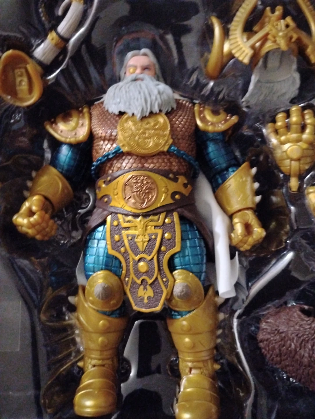 Marvel Legends Odin Action Figure - photo 2