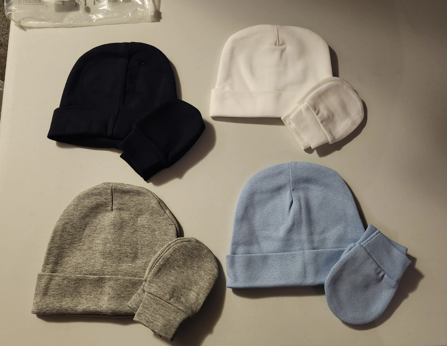 Newborn Baby Hat and Mitten Sets 🏈