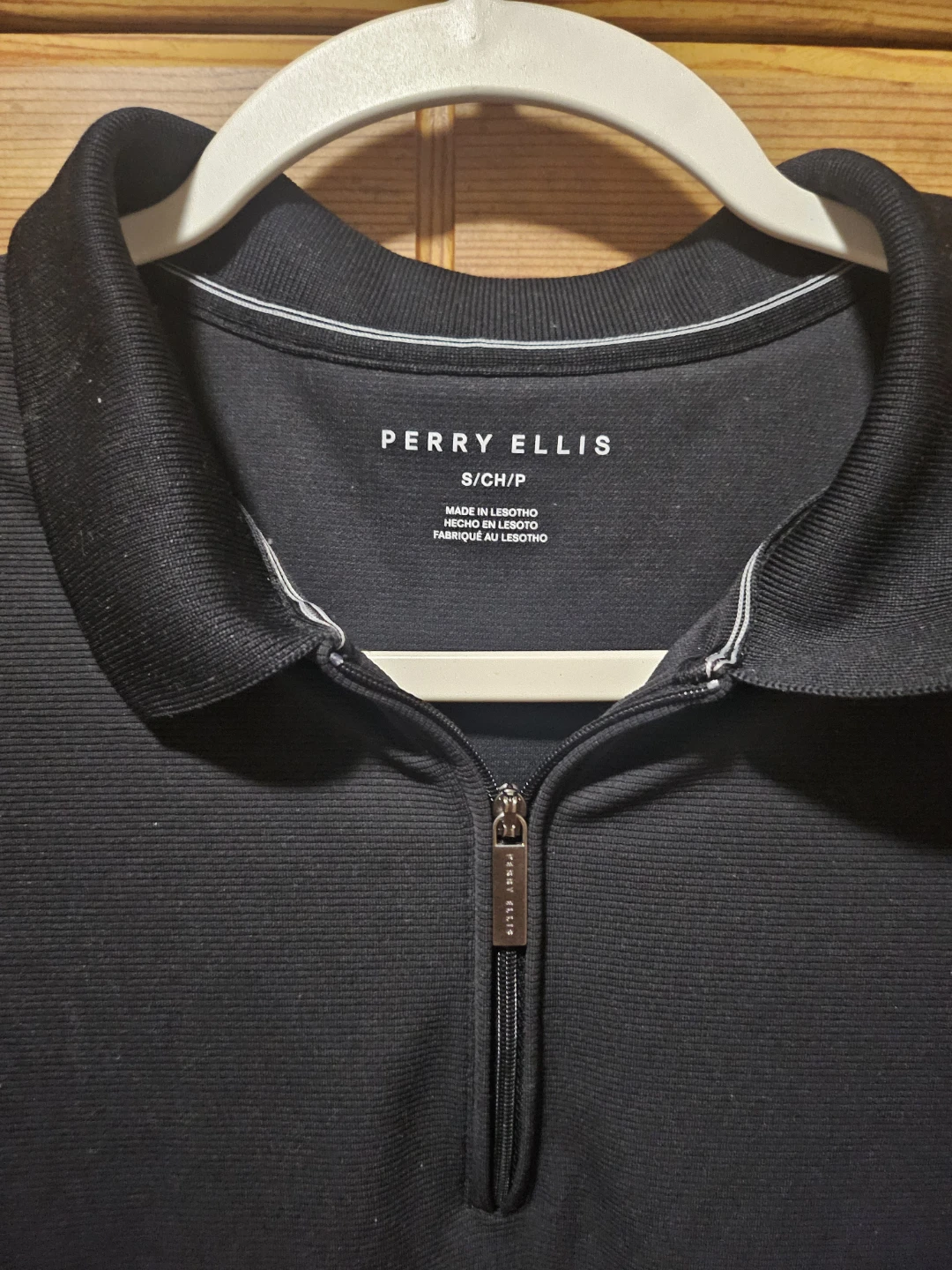 Ideal for Work - Perry Ellis Black Quarter-Zip Polo Shirt - photo 3