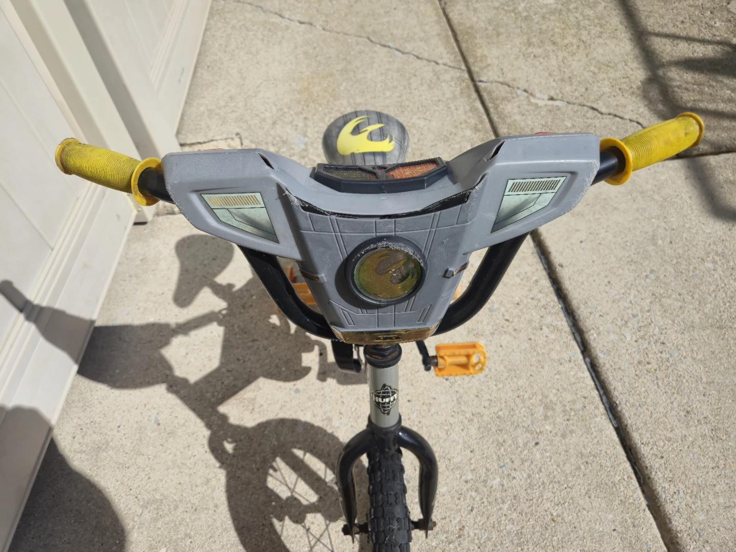 Huffy Star Wars Rebels 12” Kids Bike w/ Training Wheels - photo 3
