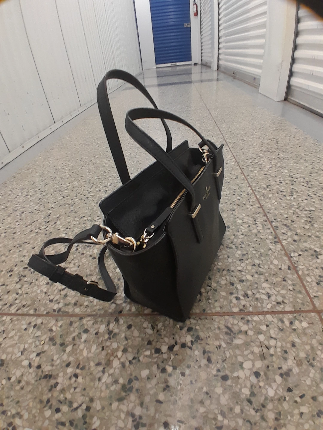 Kate Spade Black Handbag Portable Mini  Size 25 X 23 CM - photo 2