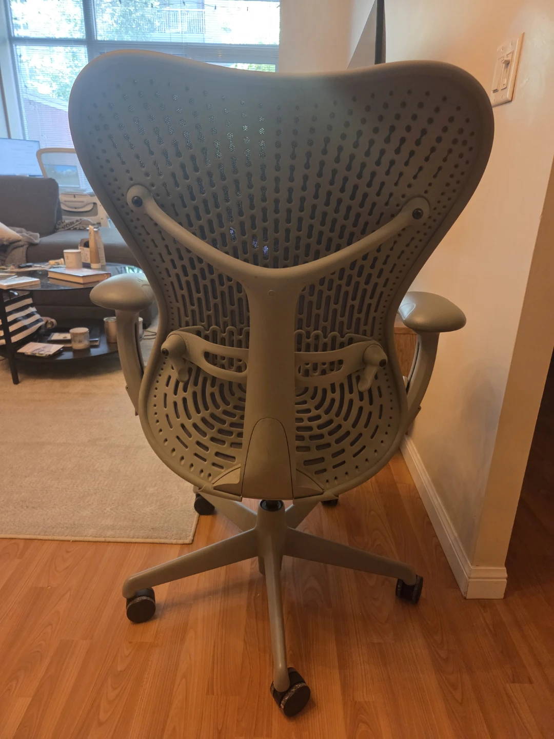 Herman Miller Mirra Chair - photo 2