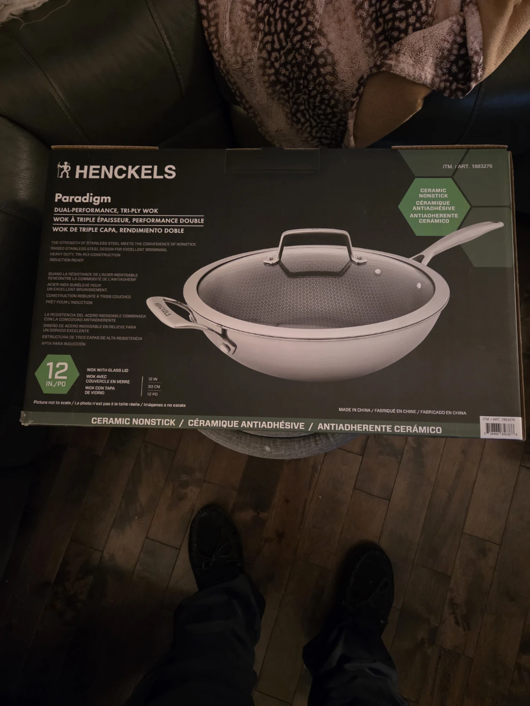 Henckels Paradigm 12-inch Ceramic Nonstick Wok - photo 3