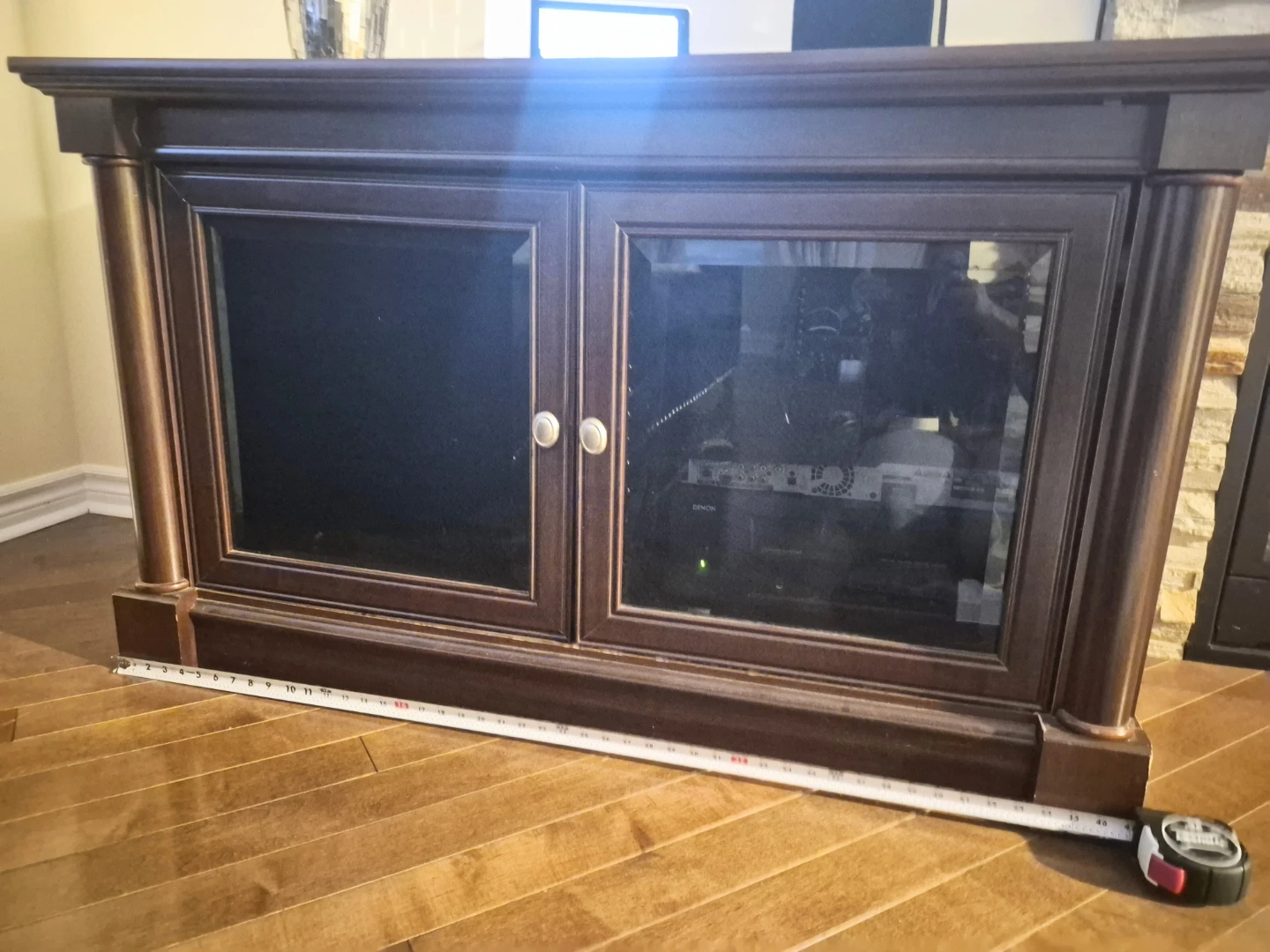 Dark Wood TV Stand 47" - 2 Glass Doors console Enterta - photo 2
