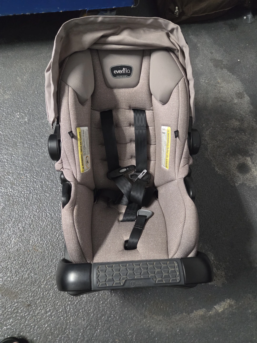 Evenflo SafeMax Infant Car Seat - photo 2