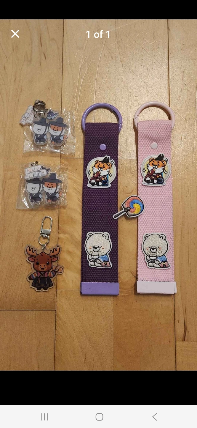 Korean Cultural Centre Purple, Pink Luggage Tags, Key Chains