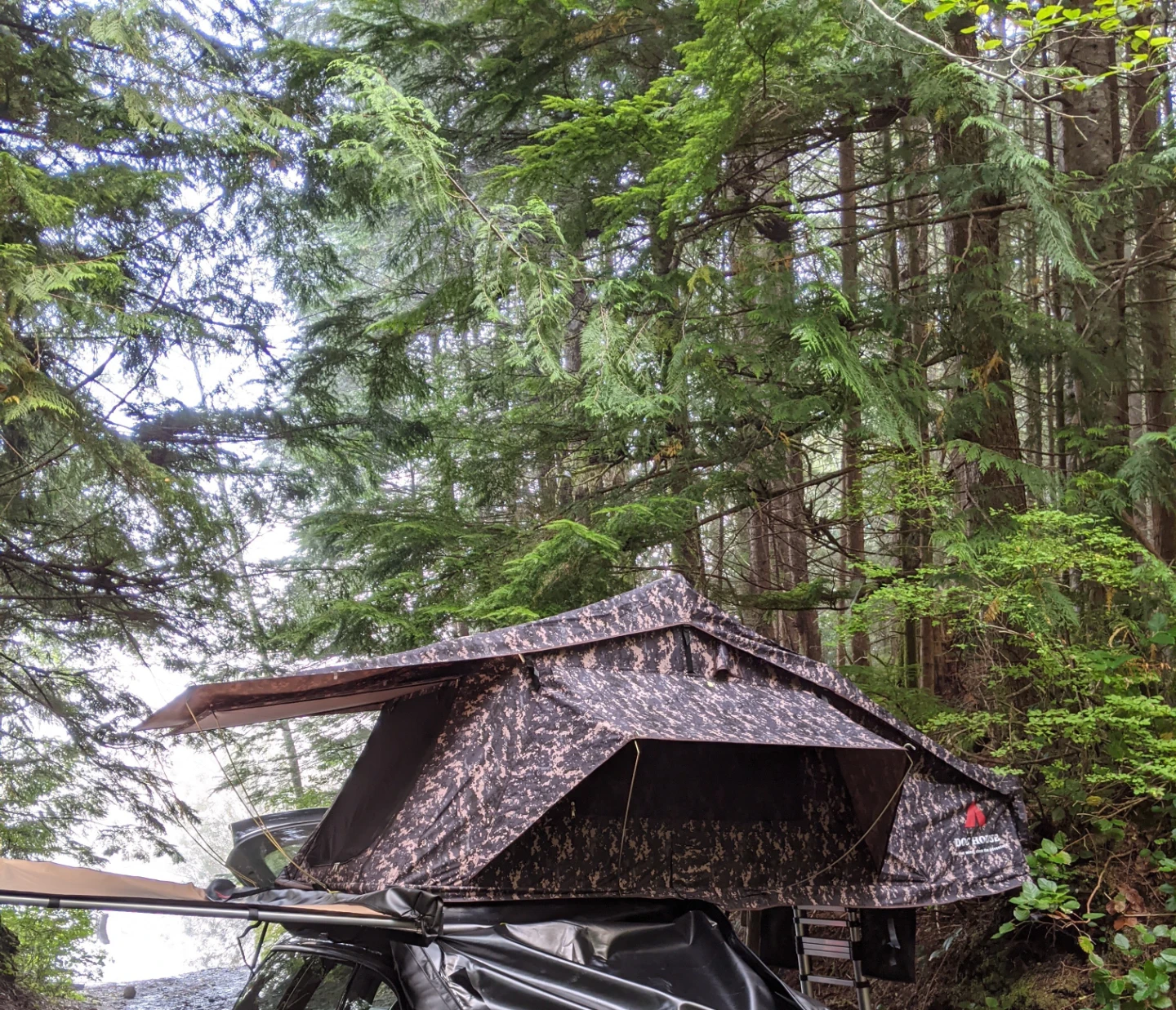 Dog House Badlands Roof Top Tent - photo 2