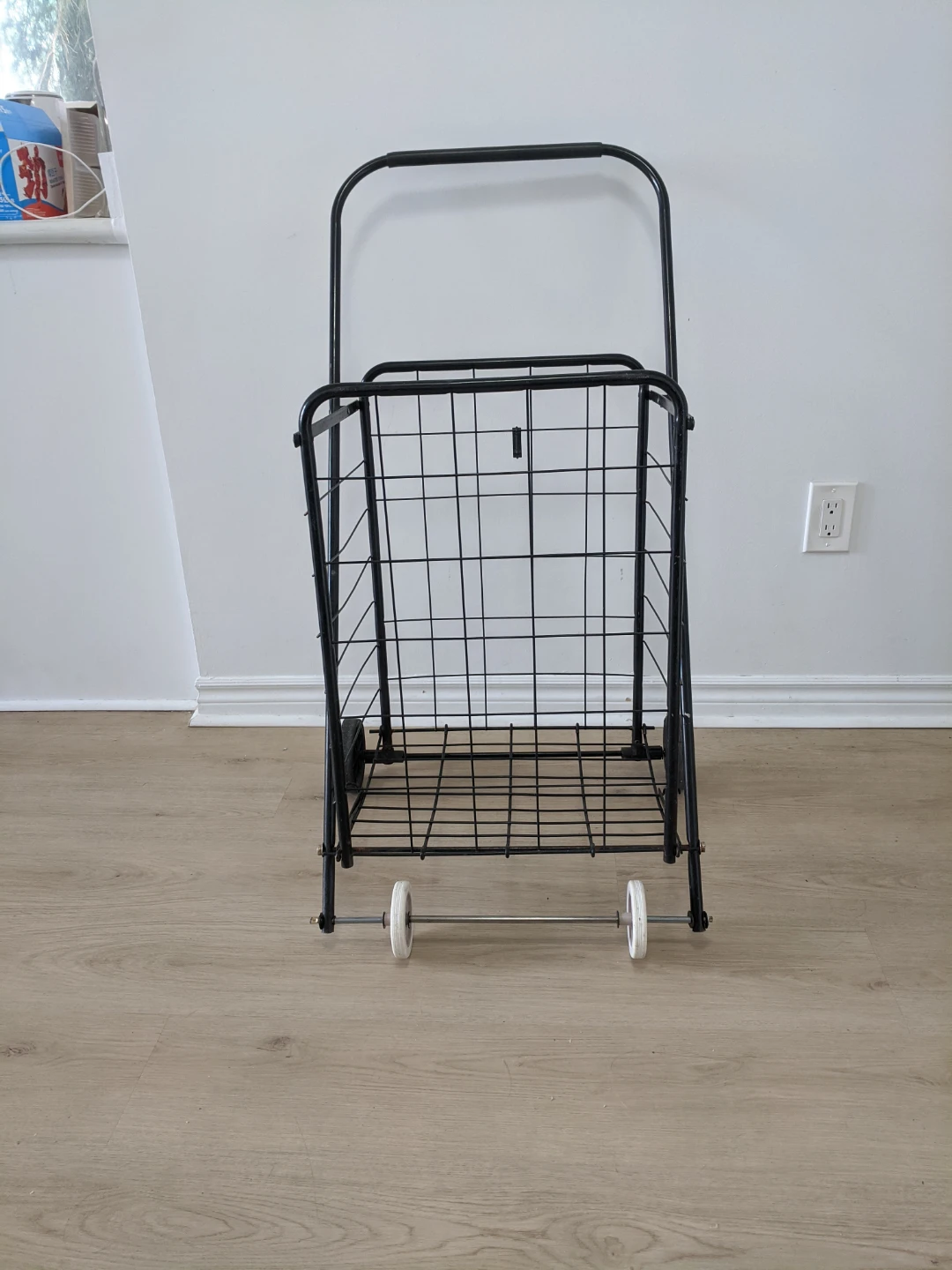 Big Black Metal Shopping Cart - photo 2