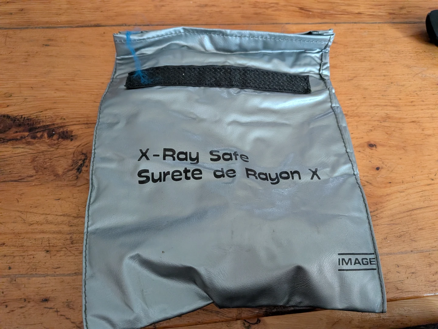 X-Ray Safe Pouch for film users