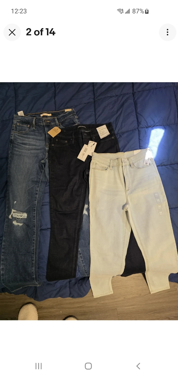 3 NEW Womens Jeans Calvin Klein 27/Levis 28/Reitmans 28 - photo 2