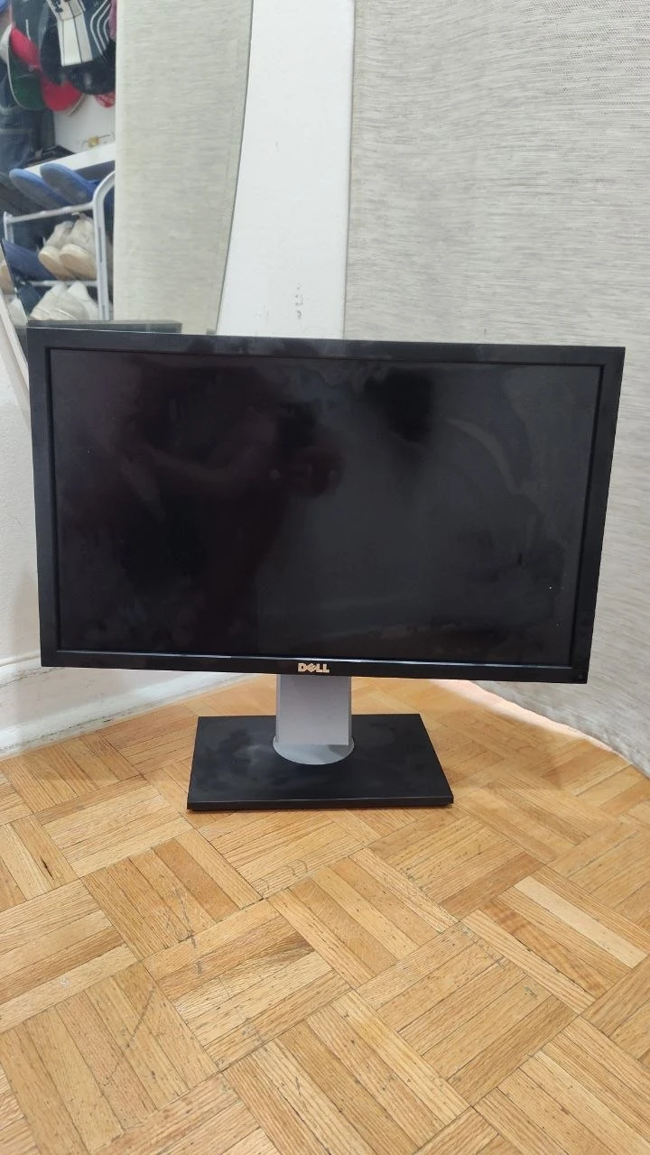 Dell UltraSharp U2311H 23-Inch IPS Monitor (DP/DVI/VGA) - photo 3