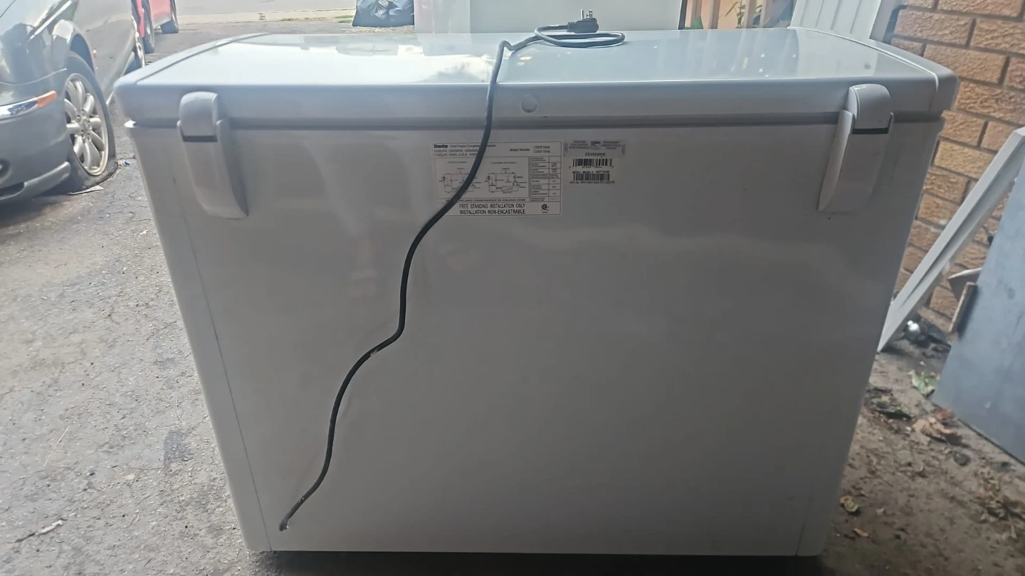 Danby chest freezer - photo 5