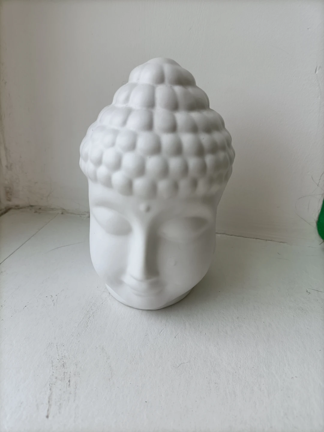 🏈White Ceramic Buddha Head Decor