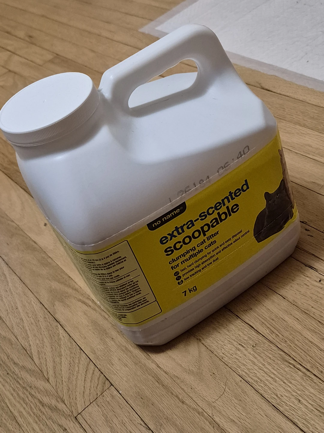 no name extra-scented scoopable clumping cat litter 7kg