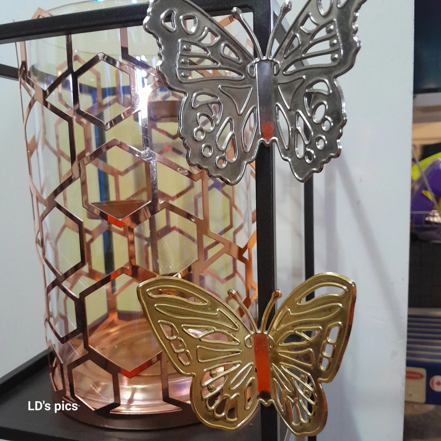 Partylite hurricane and stand - photo 2
