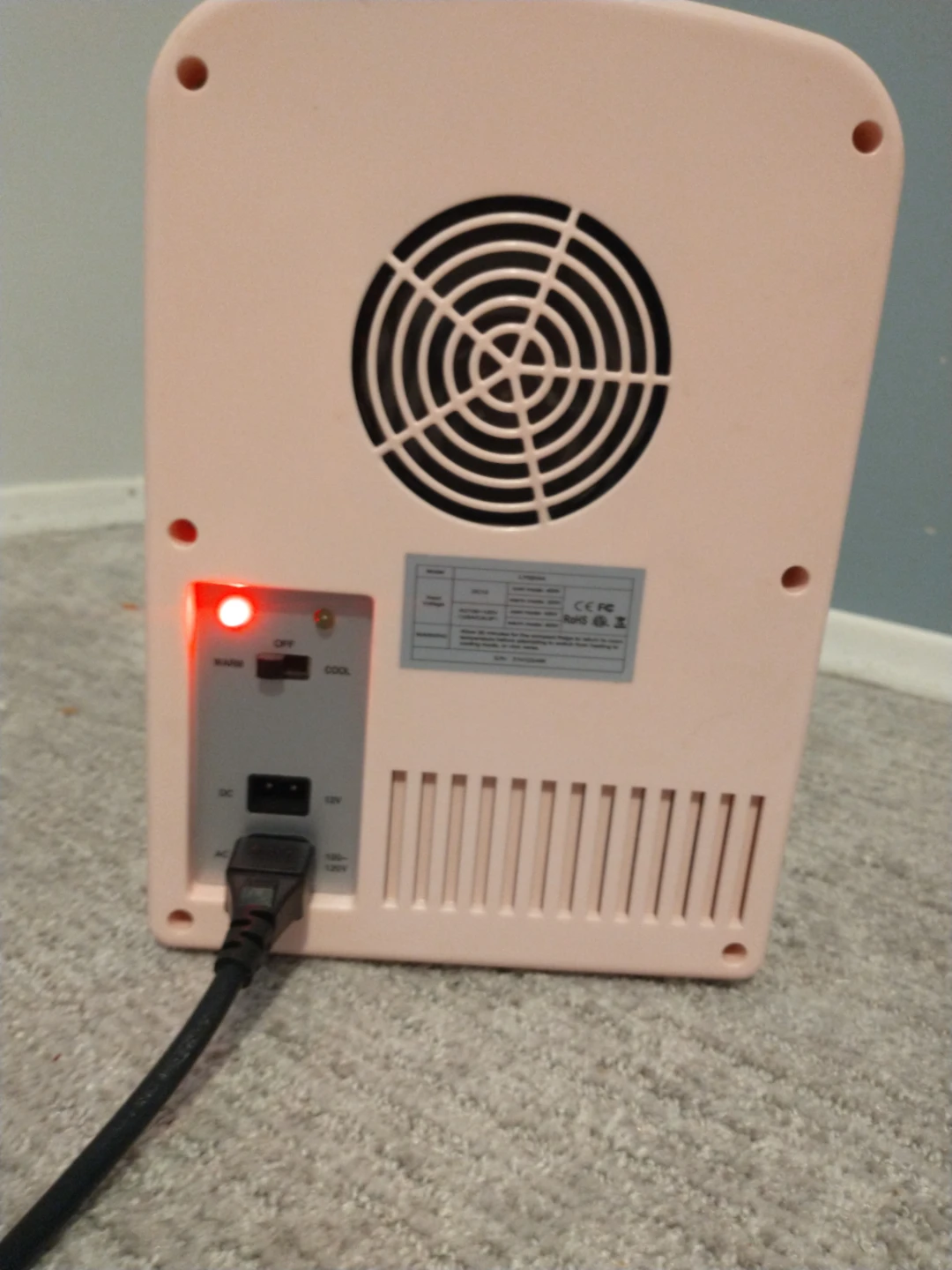 AstroAI Pink Mini Fridge - photo 4