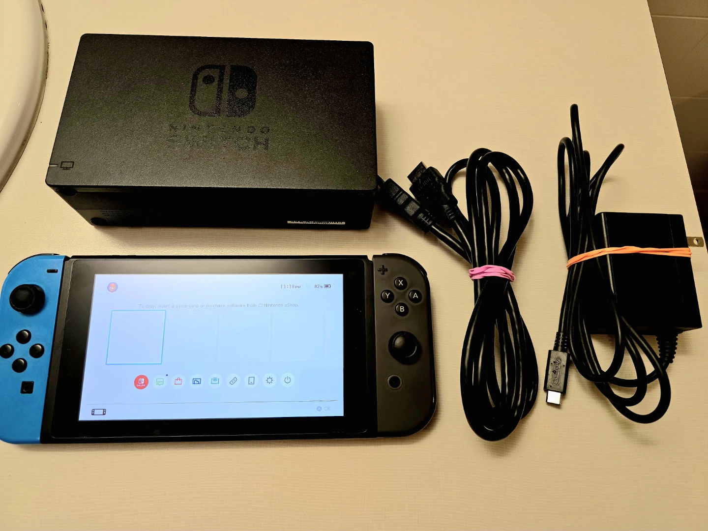 Nintendo Switch (V1 XAW100 Unpatched / Hackable)