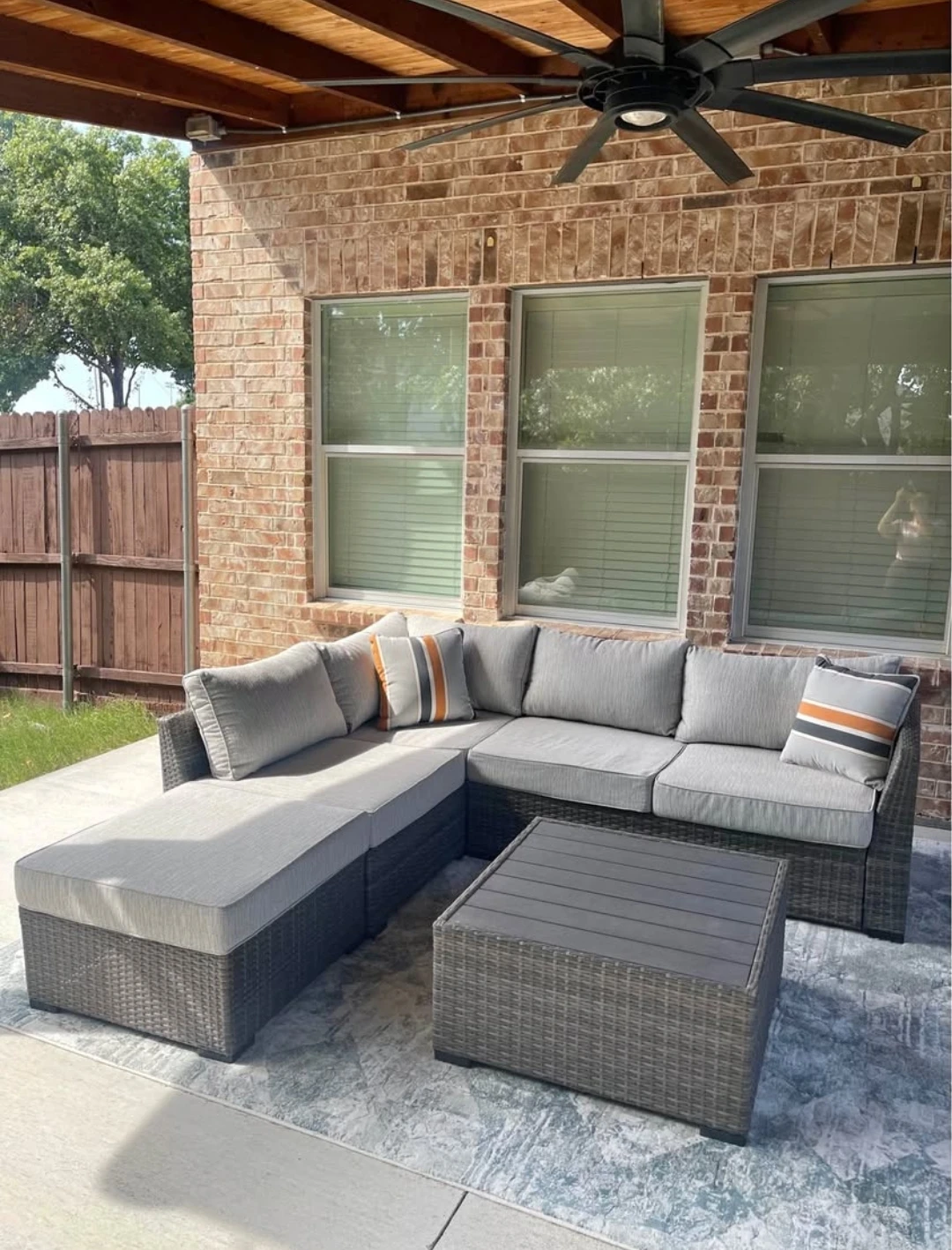Outdoor patio furniture - photo 2
