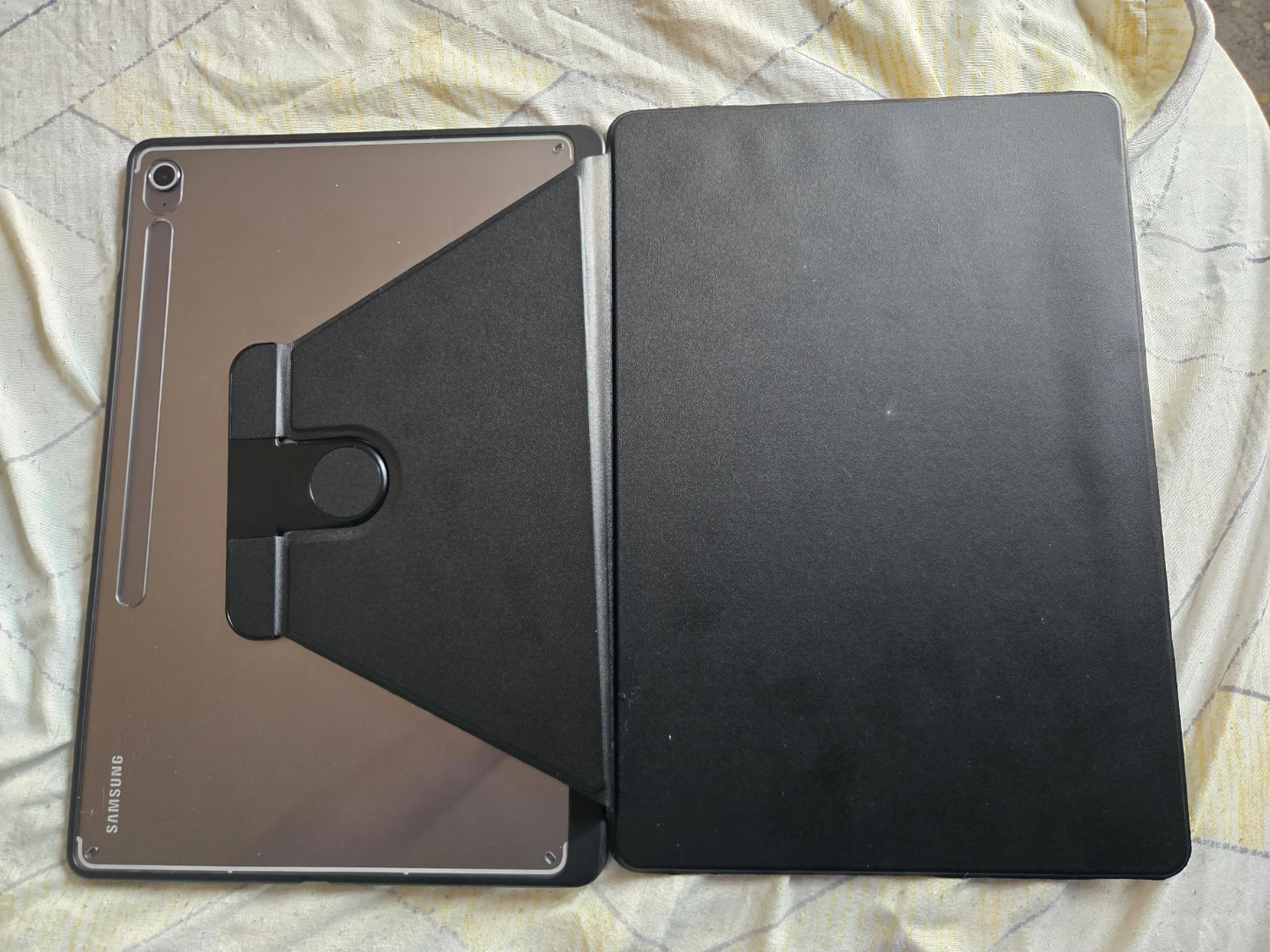2025 Samsung Tablet + Case + Screen Protector - photo 4