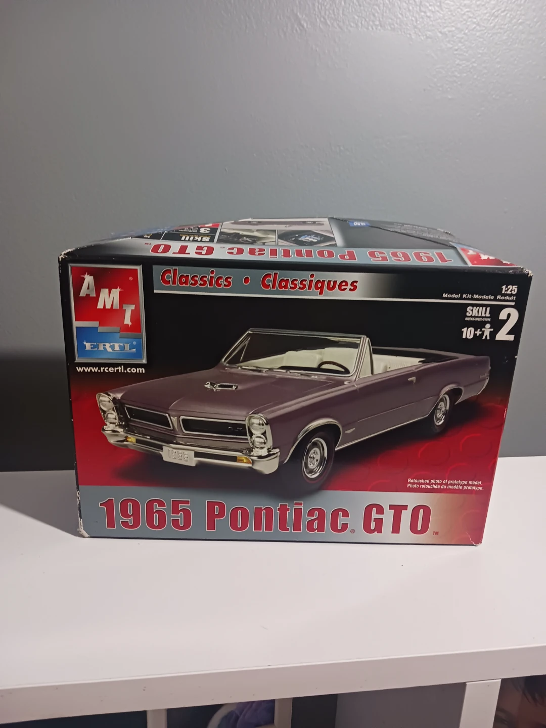 AMT Ertl 1965 Pontiac GTO Model Kit
