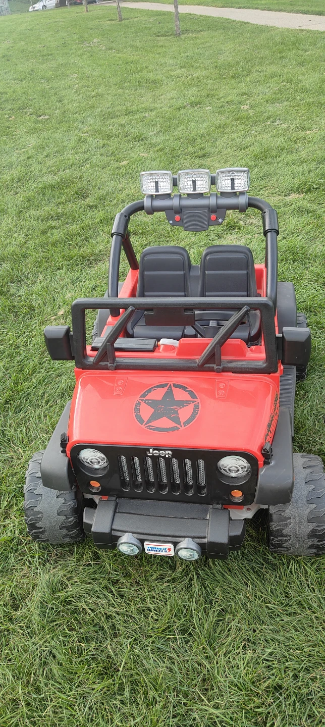 Kids ride on jeep - photo 2