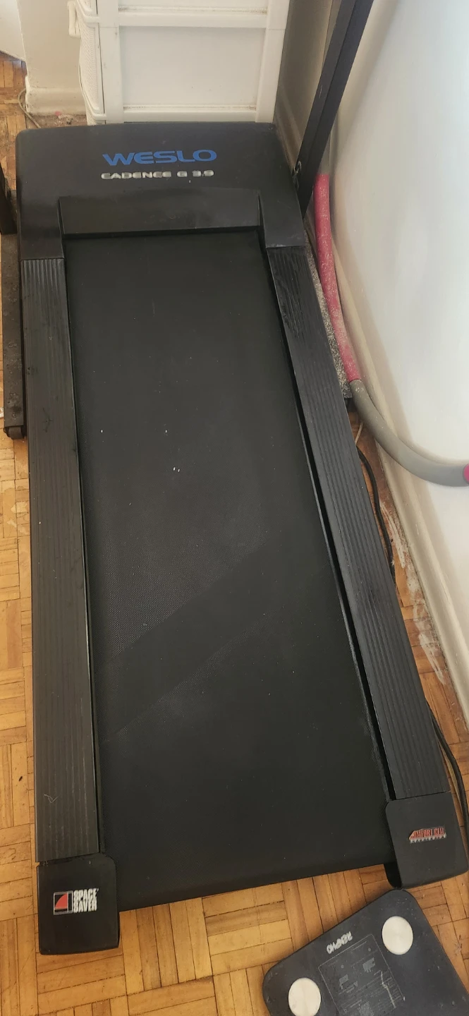 Weslo Cadence G 3.9 Treadmill - photo 4