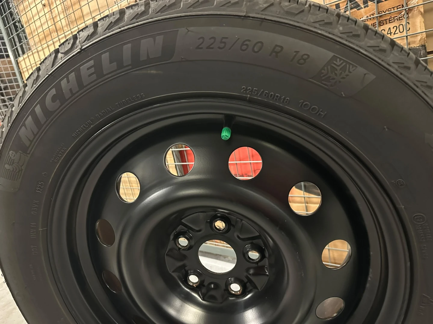 LIKE NEW Michelin X-Ice Snow 225/60R18 Winter Tires +steel