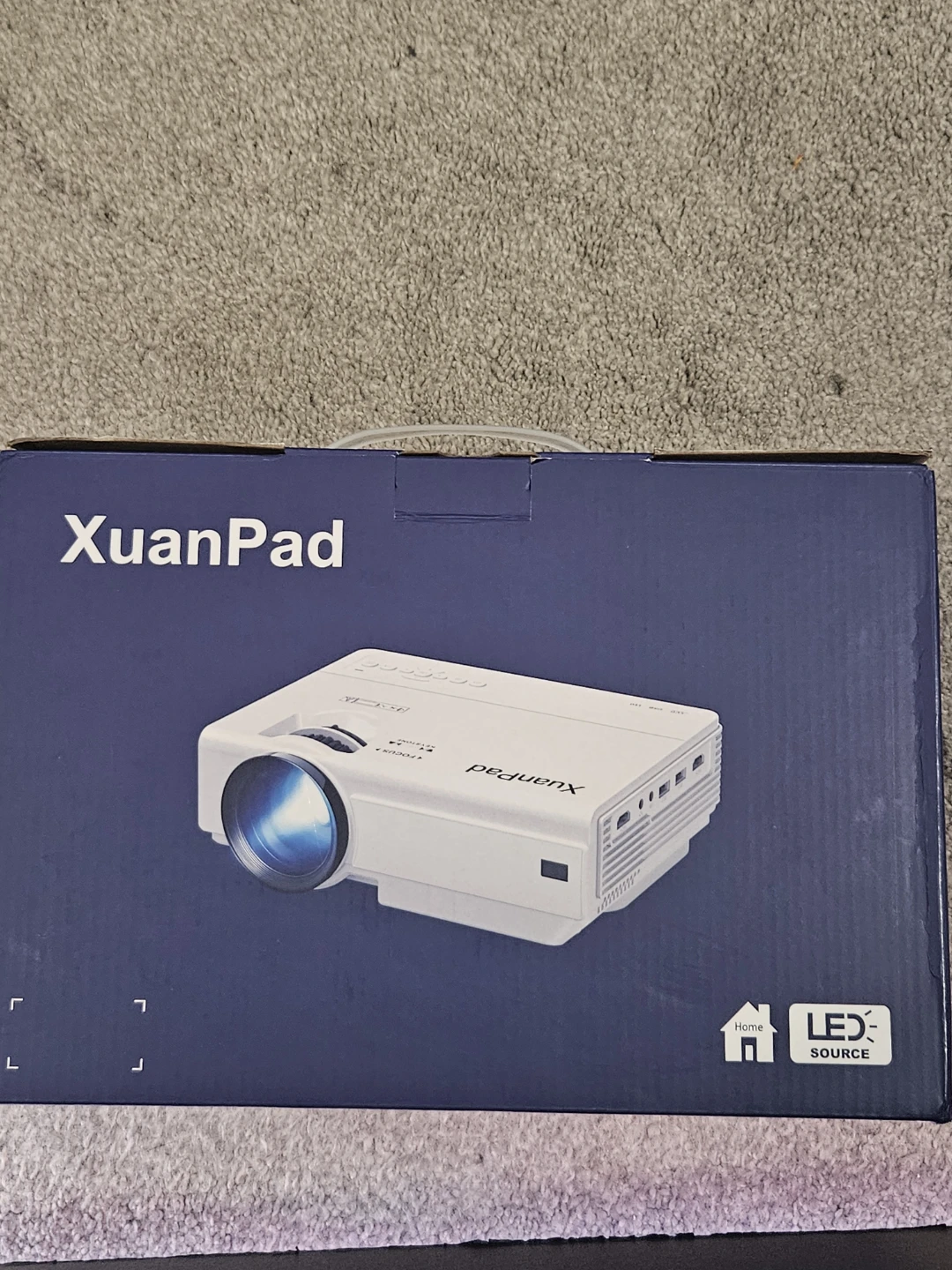 XuanPad M8-F Video Projector