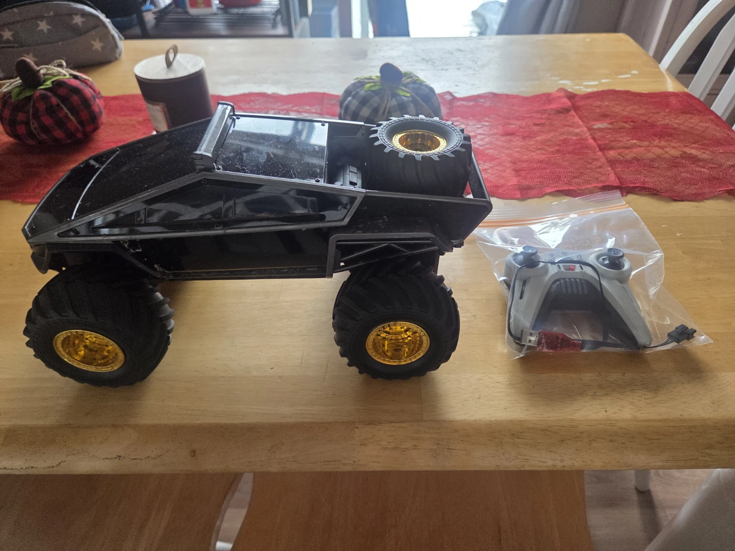 Cybertruck Style RC Monster Truck
