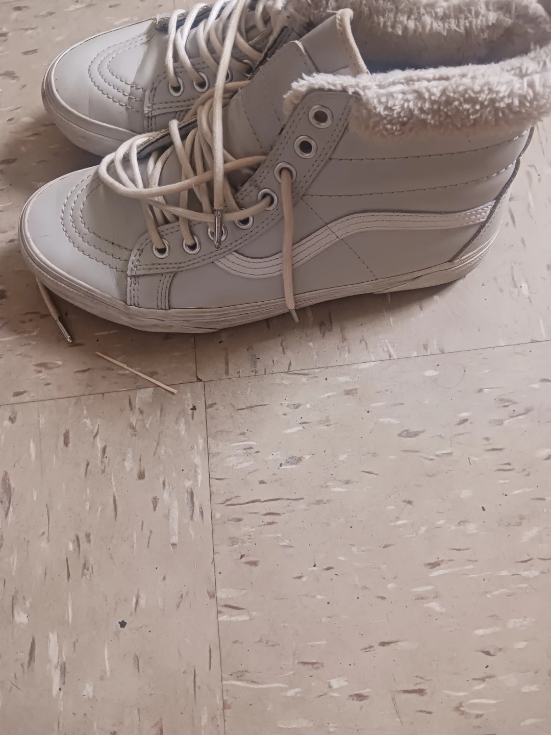 🏈 Vans Off The Wall High-Top Sneakers