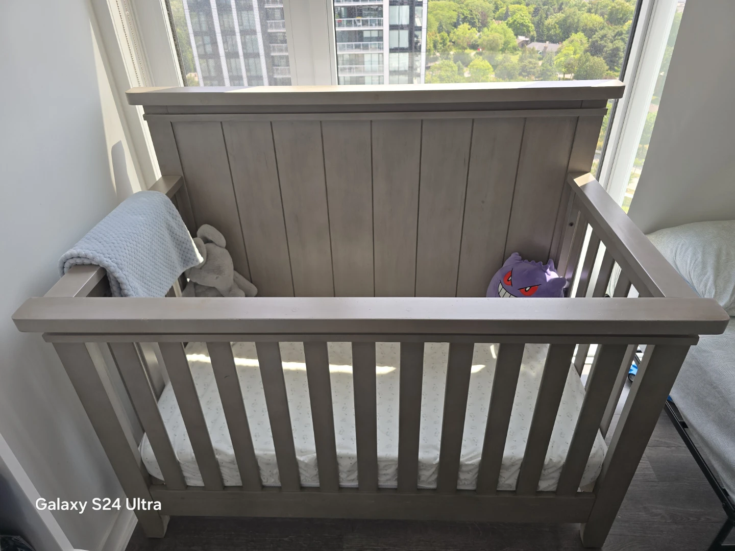 Wooden Baby Crib - photo 2