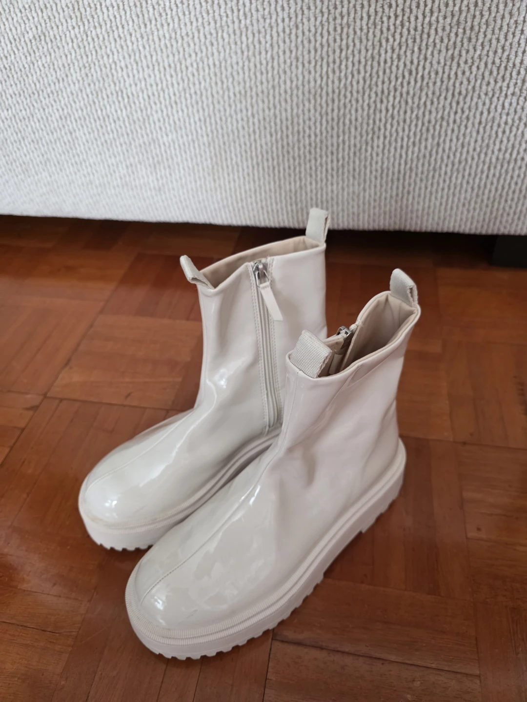 ZARA Off-White Patent Ankle Boots
