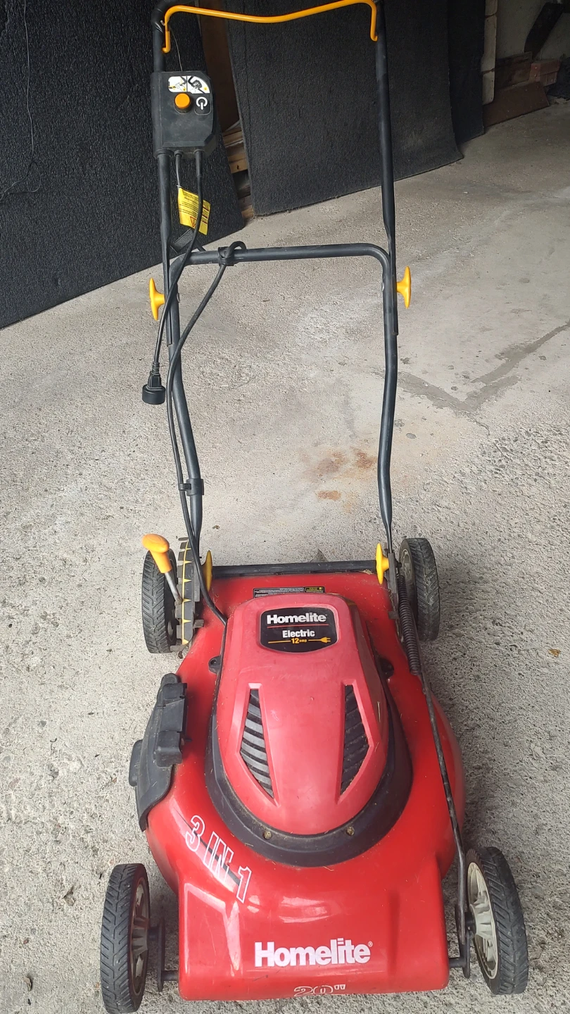 Homelite 12 Amp 3-in-1 Electric Lawn Mower - photo 3