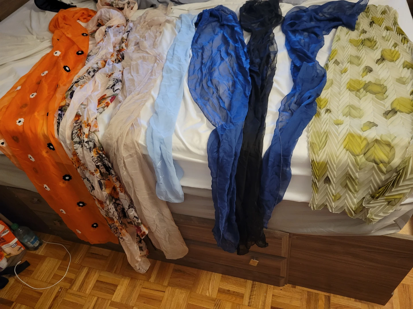 Set of 8 Assorted Fashion Scarves
