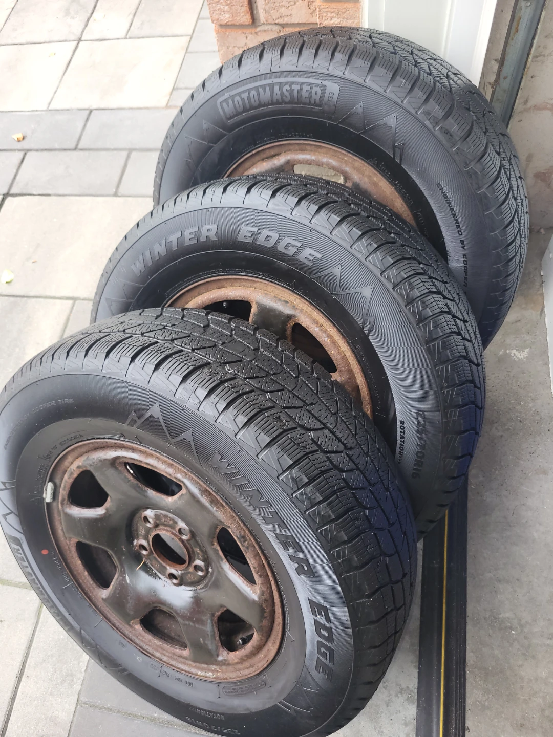 Motomaster Winter Edge Tires with Rims - photo 2