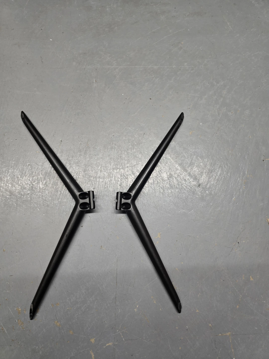 Rca TV legs (RTRQ6522-US) - photo 2