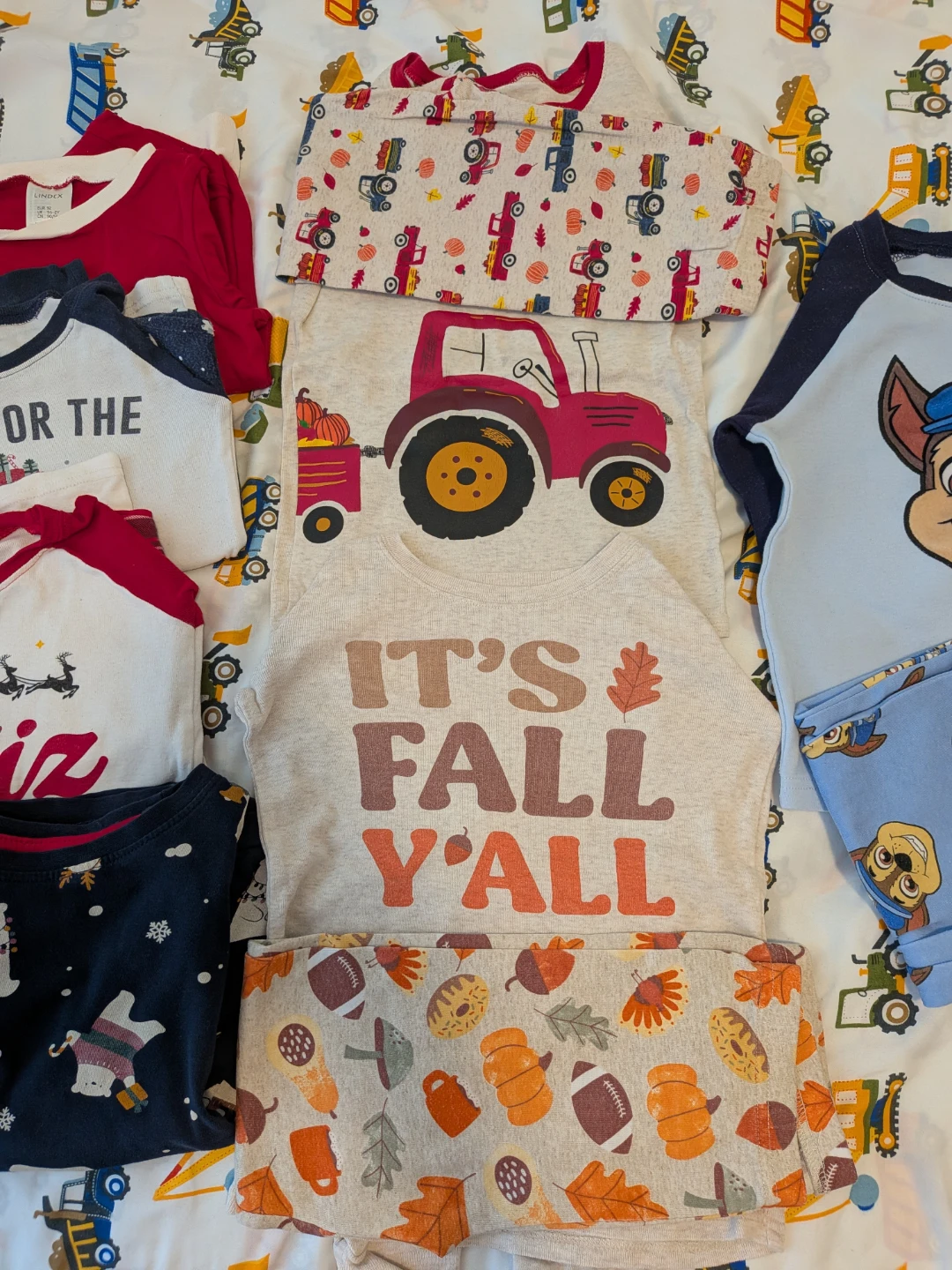 Assorted Kids Pyjama Sets - Size 4/5 - photo 2