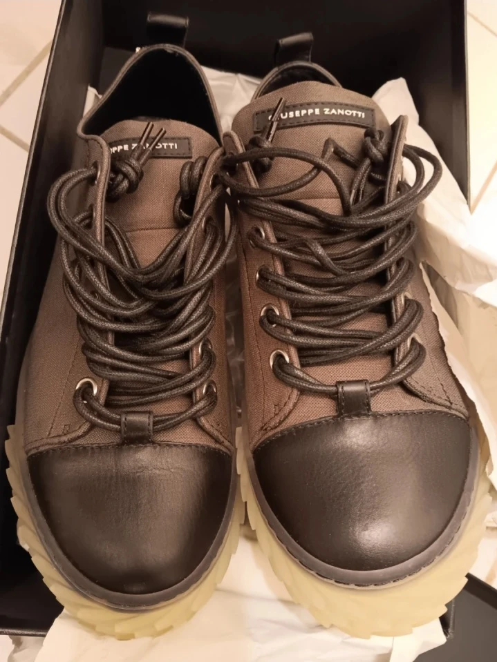 9/42 Men Giuseppe Zanotti Brown & Black Low-Top Canvas Sneakers