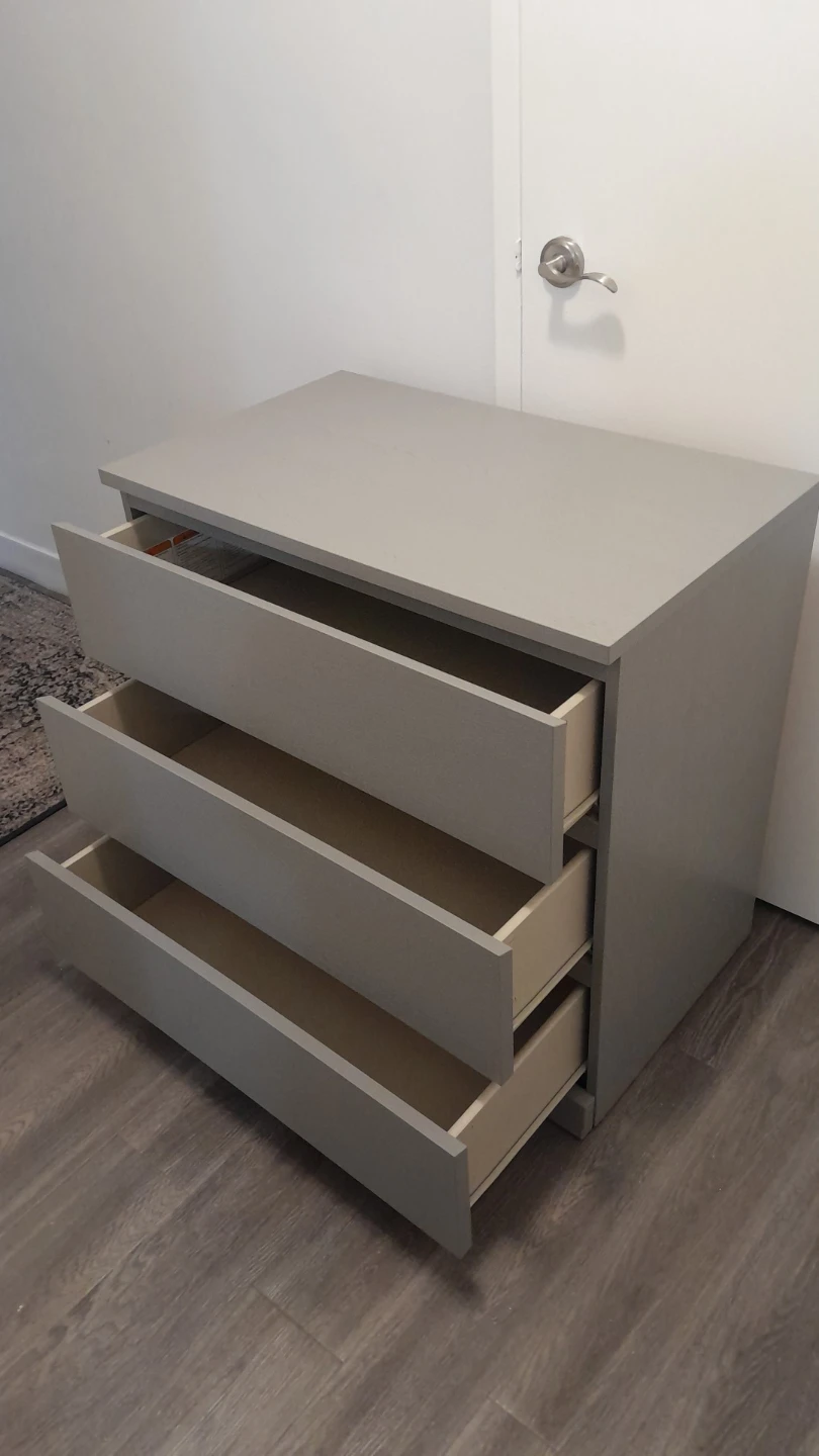 Grey 3-Drawer Dresser - photo 2