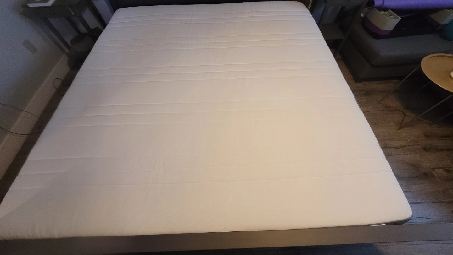 IKEA firm foam king Mattress - photo 2