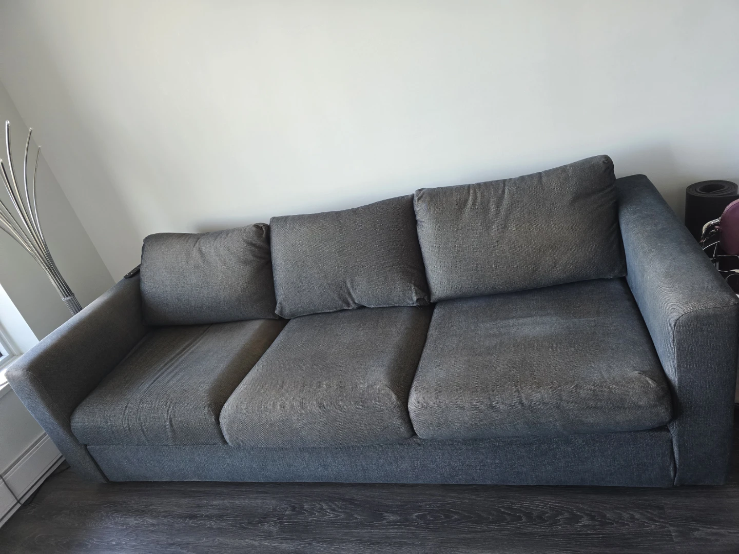couch - photo 2