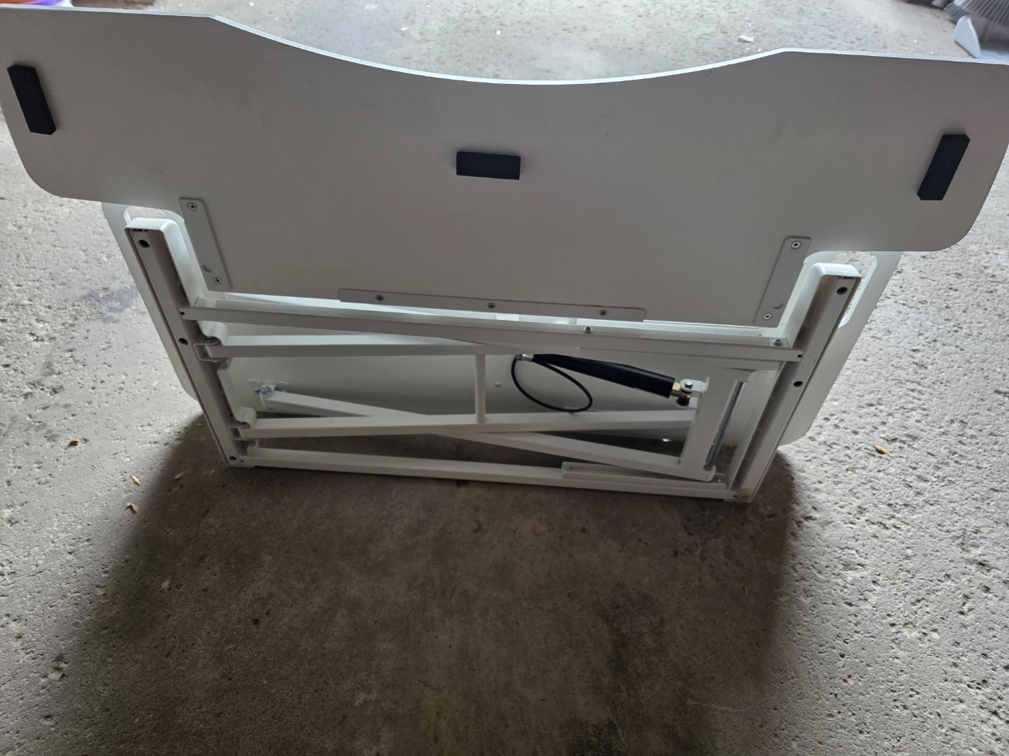 White Adjustable Standing Desk Converter - photo 4