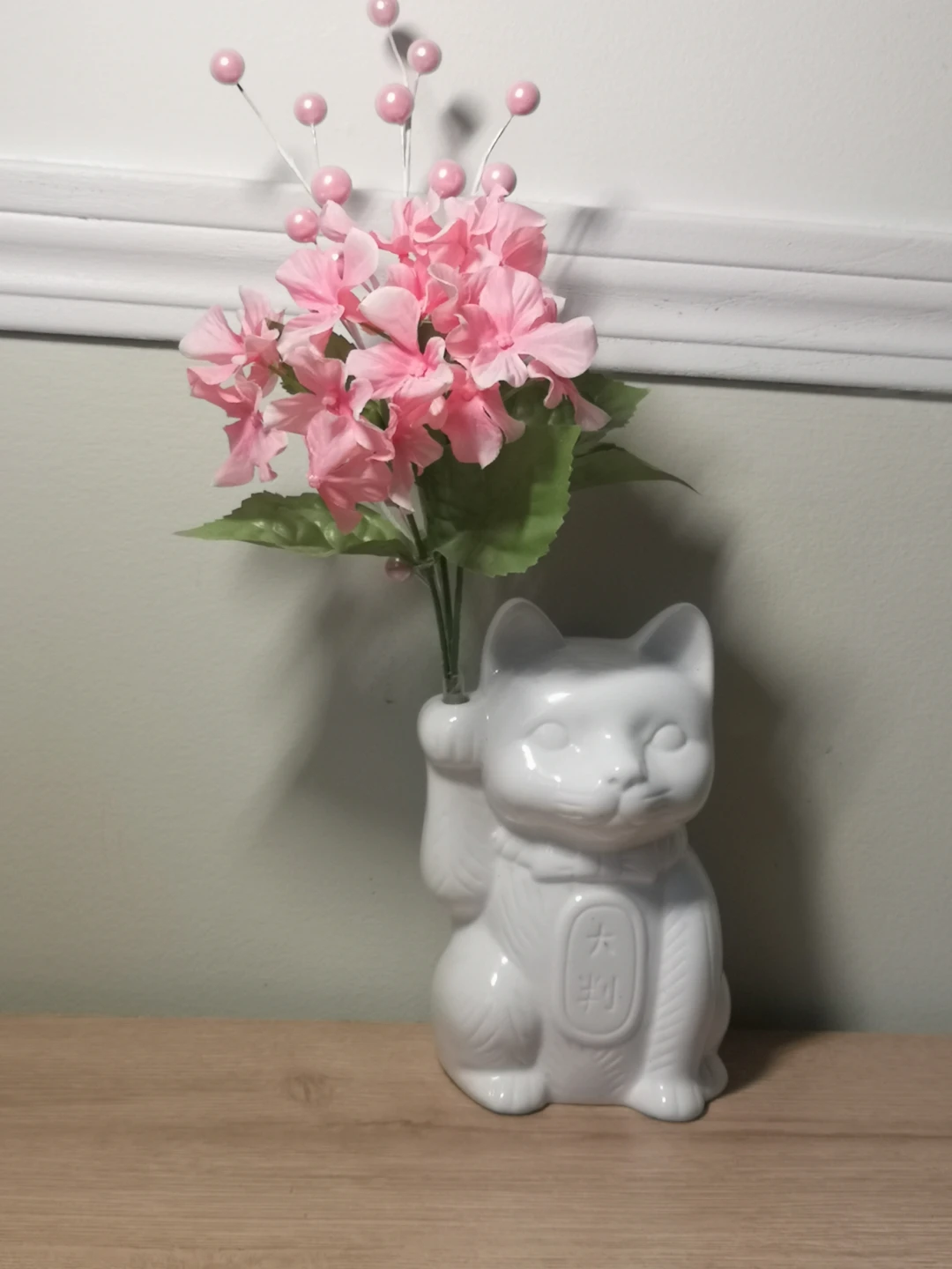 Lucky Cat Ceramic Vase - photo 3