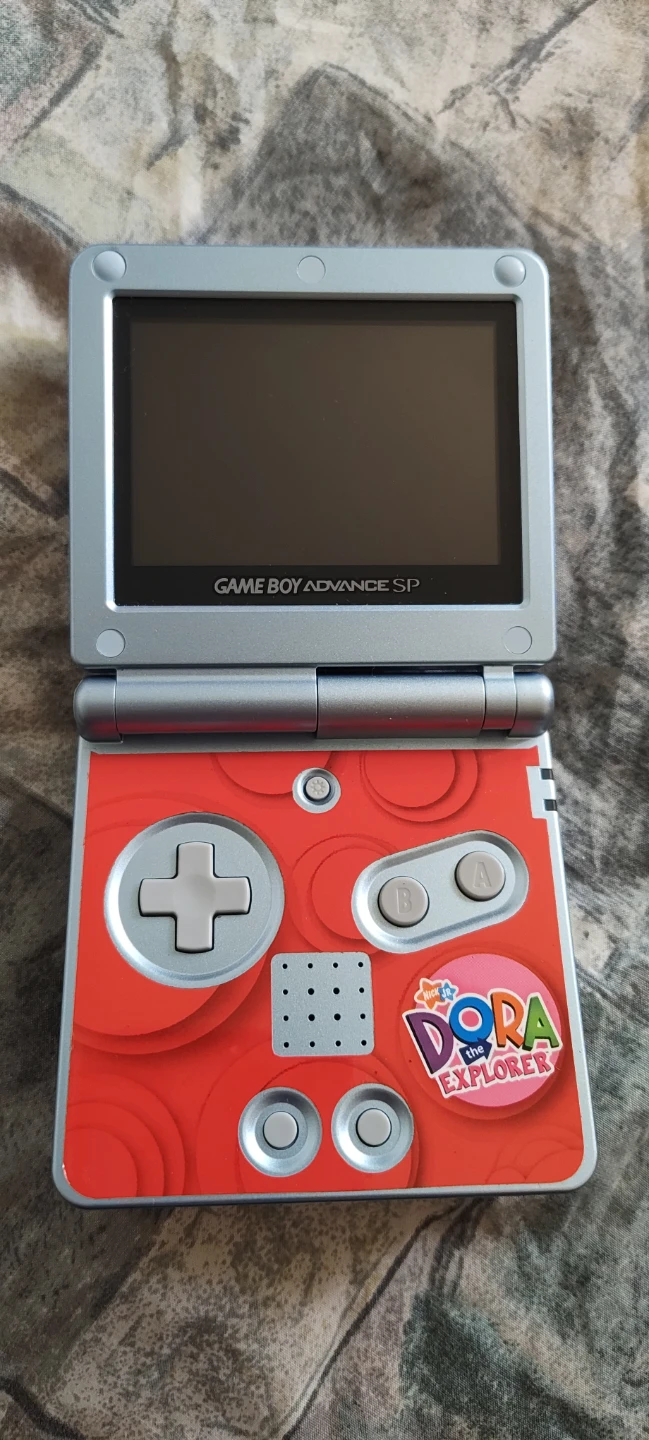 GameBoy Advance SP Dora bundle