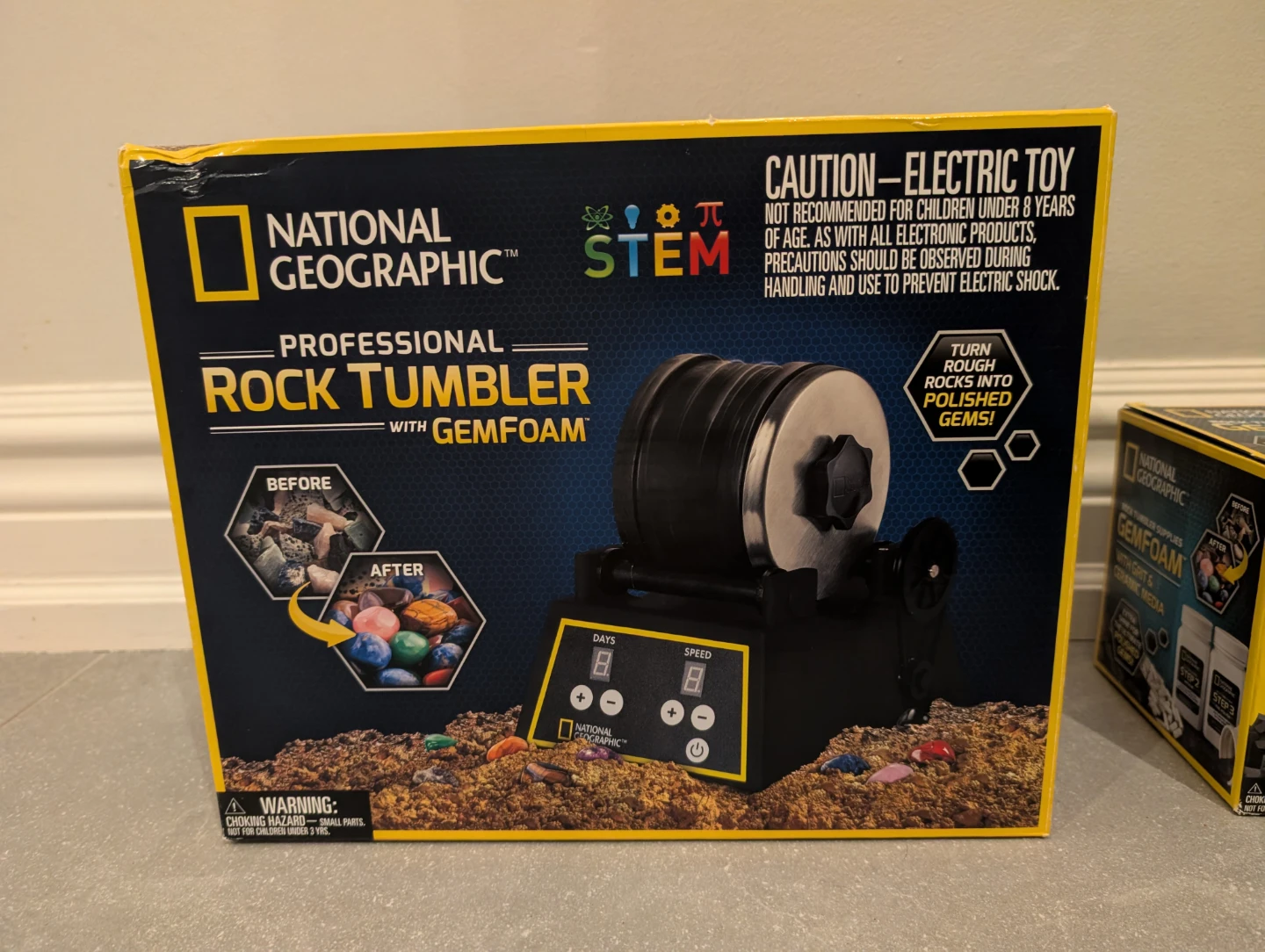 National Geographic Professional Rock Tumbler and Supplies - photo 2
