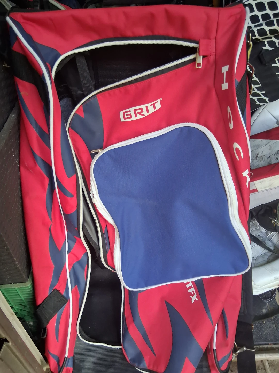 Hockey grit bag excellent condition