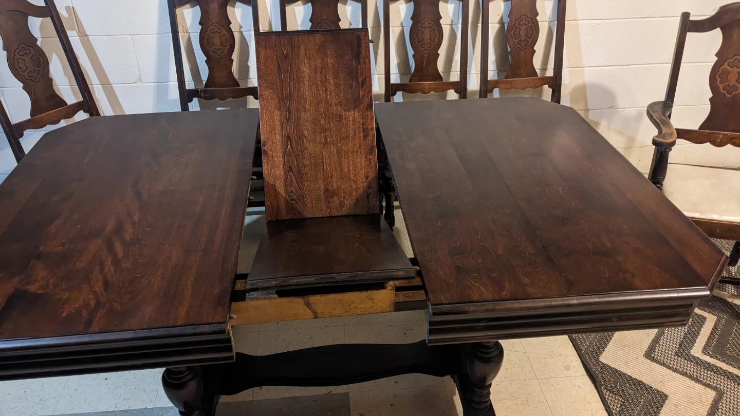 Dinning table and chairs