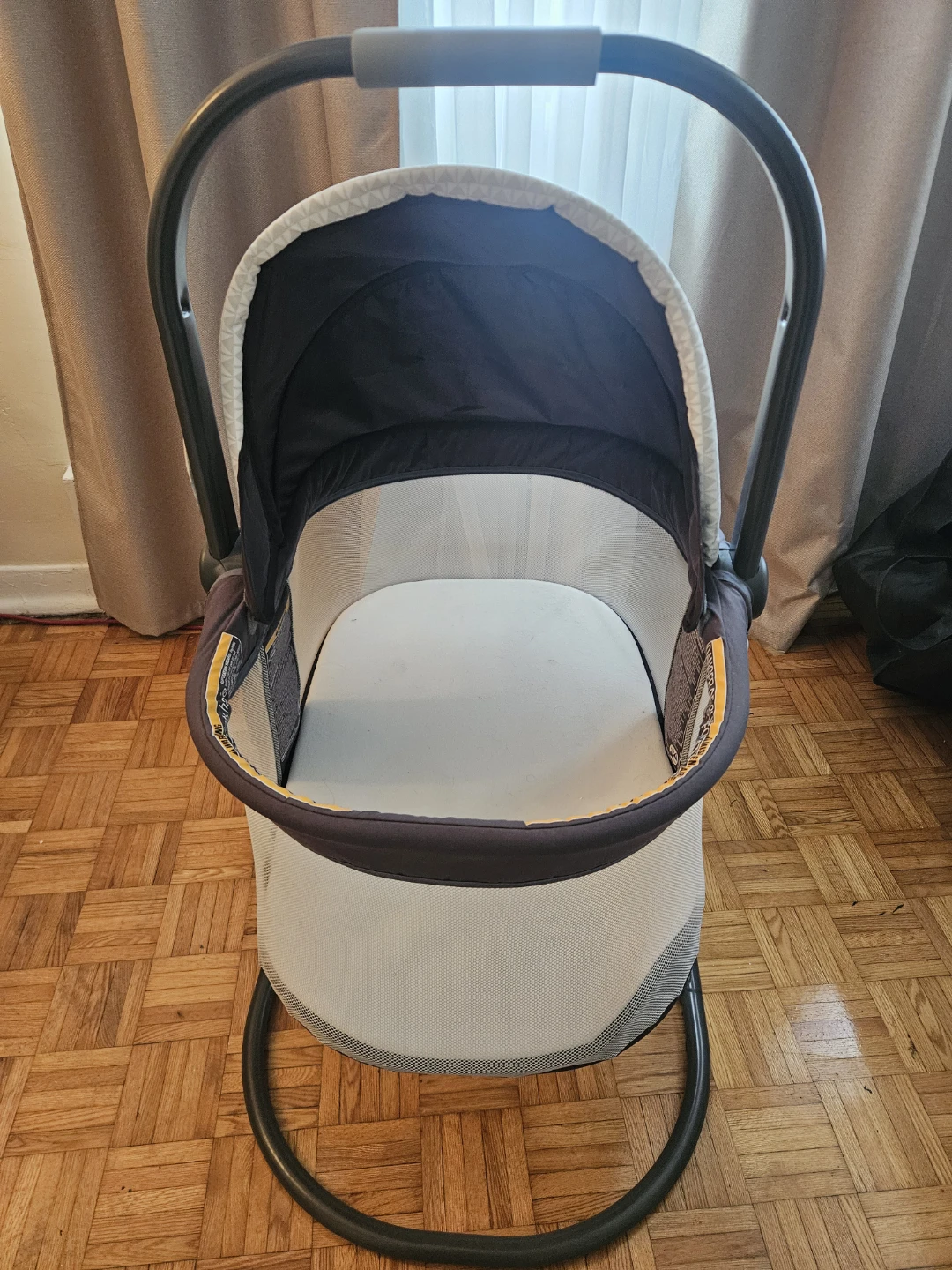 Graco Baby Bassinet - photo 2