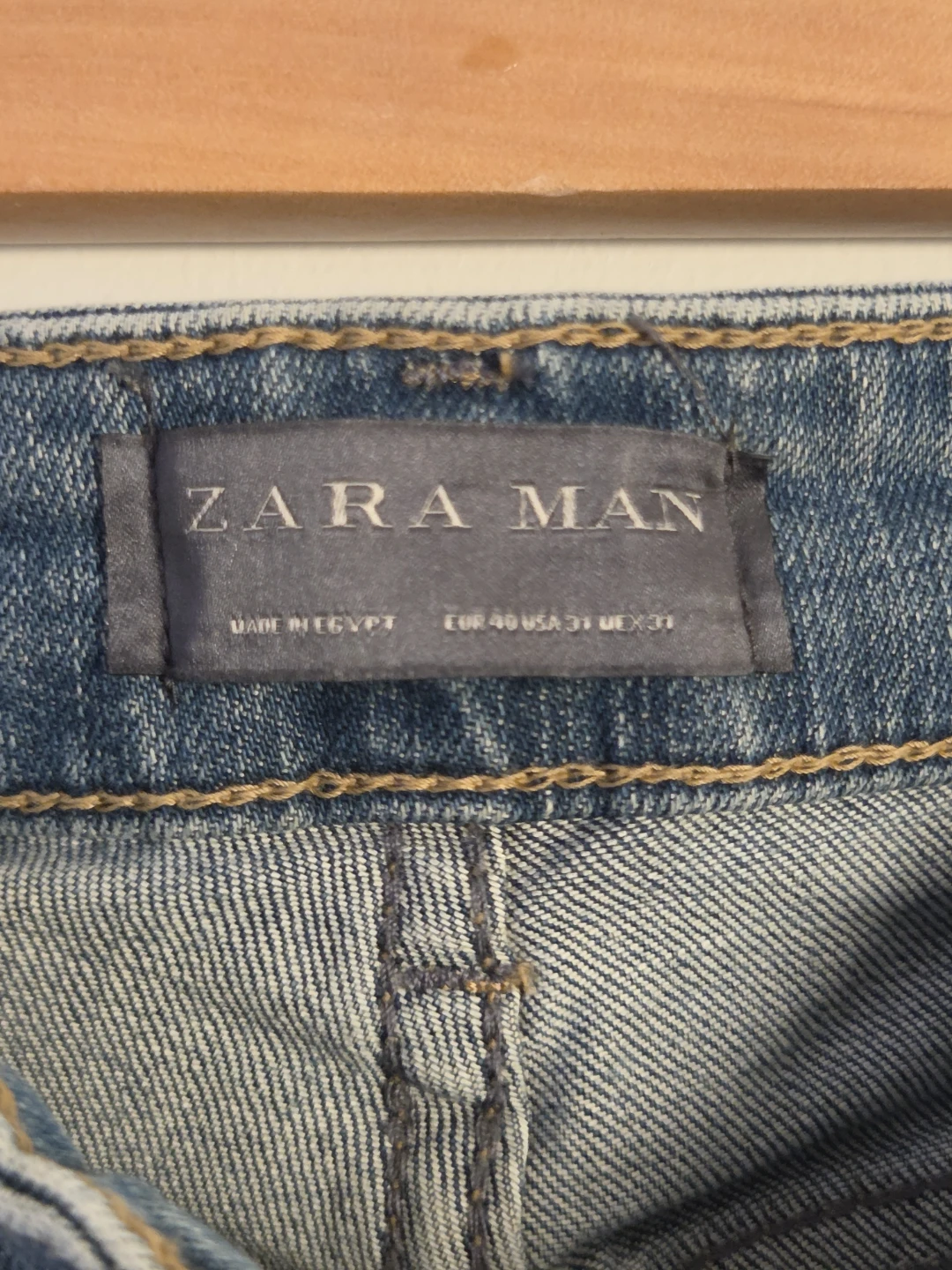 Zara Man Distressed Denim Jeans 🏈 - photo 2